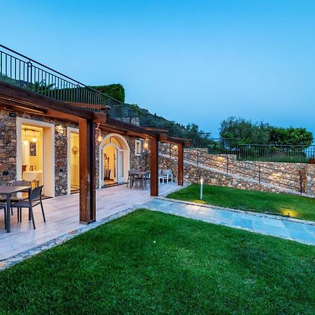 Bed and Breakfast Mirto Blu Борджо-Верецци Экстерьер фото
